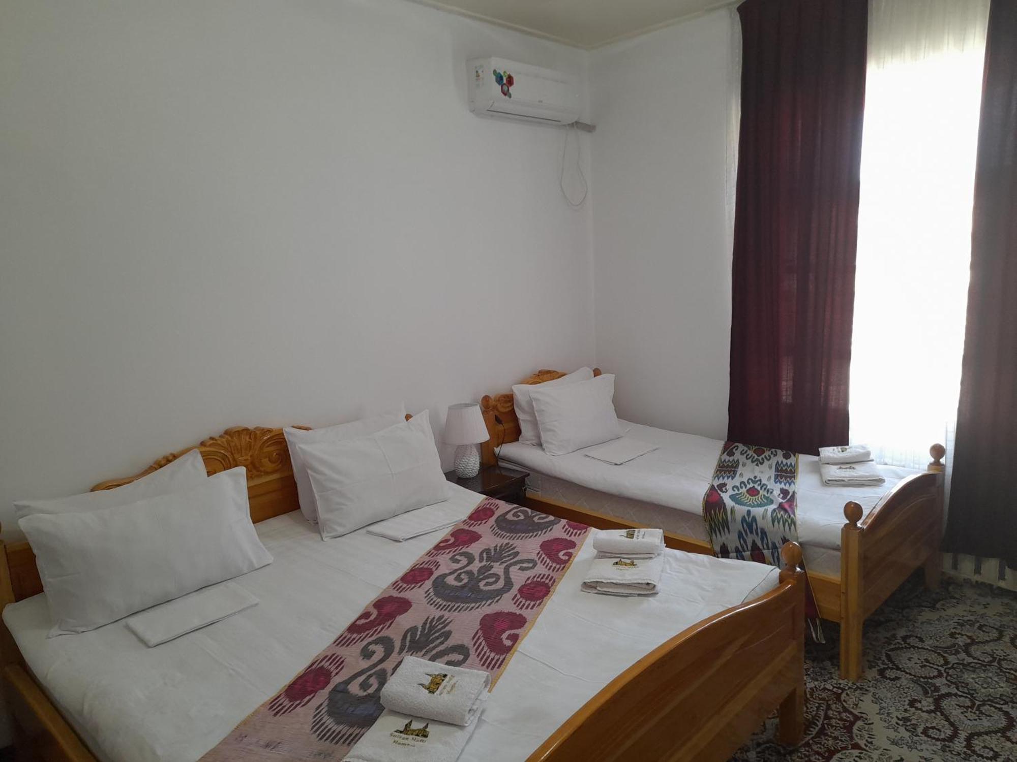 Boutique Hotel Parvina بخارى المظهر الخارجي الصورة