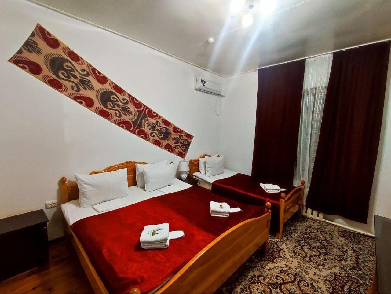 Boutique Hotel Parvina بخارى المظهر الخارجي الصورة